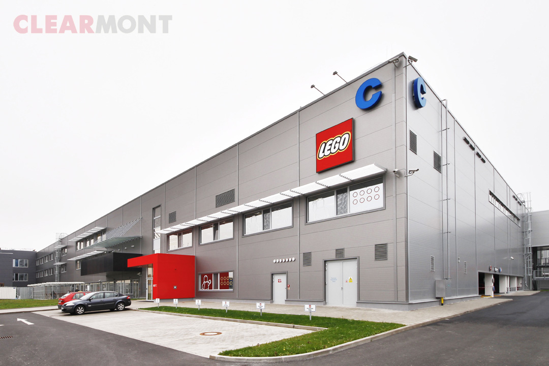 Lehké obvodové pláště