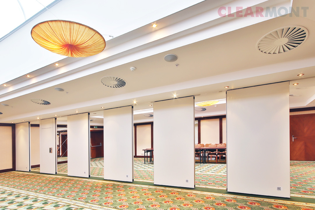 Akustické mobilní stěny