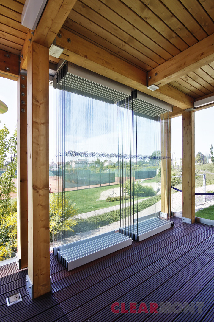 Skleněné mobilní stěny