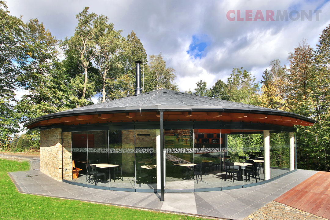 Jurášek restaurace Vážka