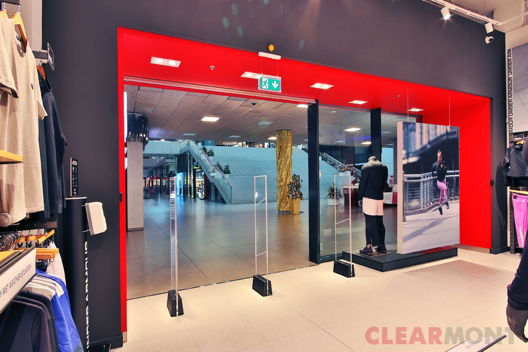 GAP a Under Armour - OC Nová Karolina Ostrava