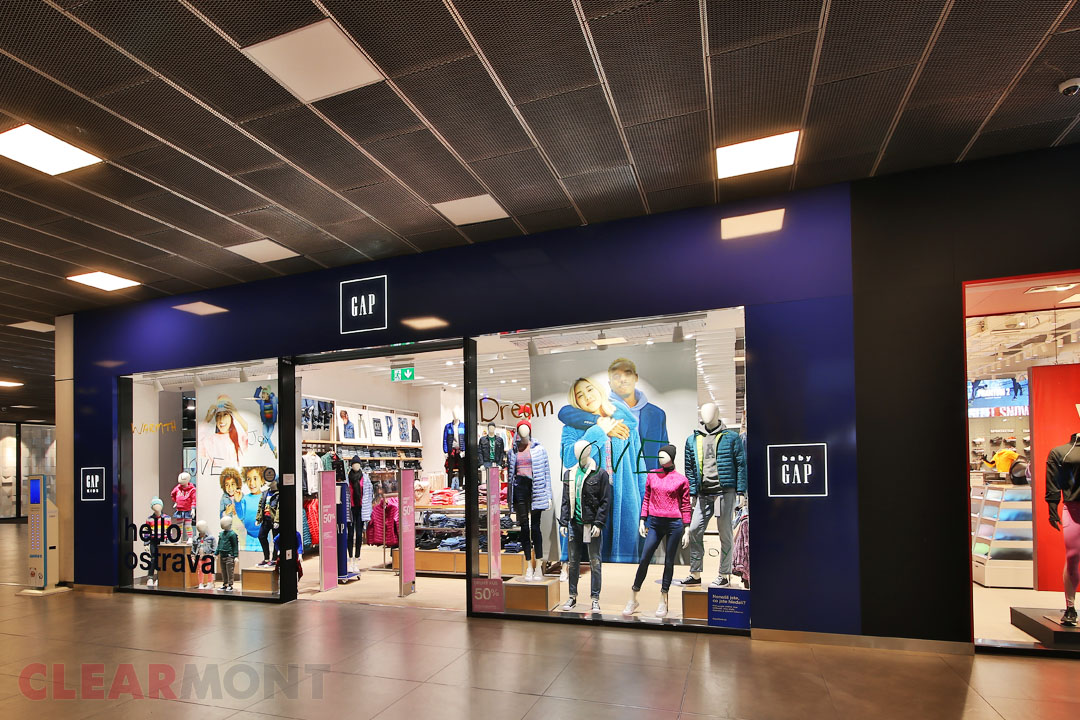 GAP a Under Armour - OC Nová Karolina Ostrava