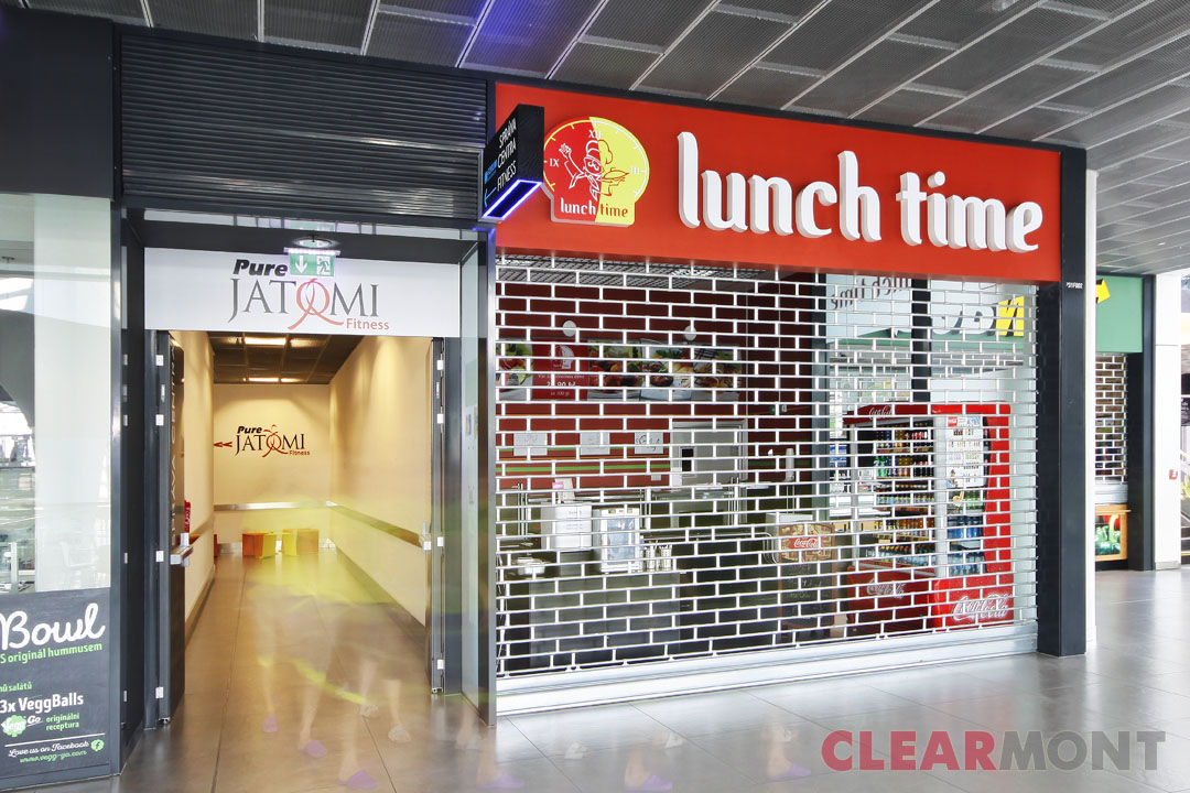 OC Nová Karolina Shopfronty