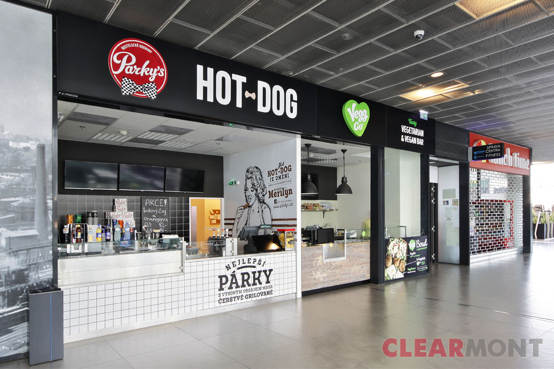 OC Nová Karolina Shopfronty